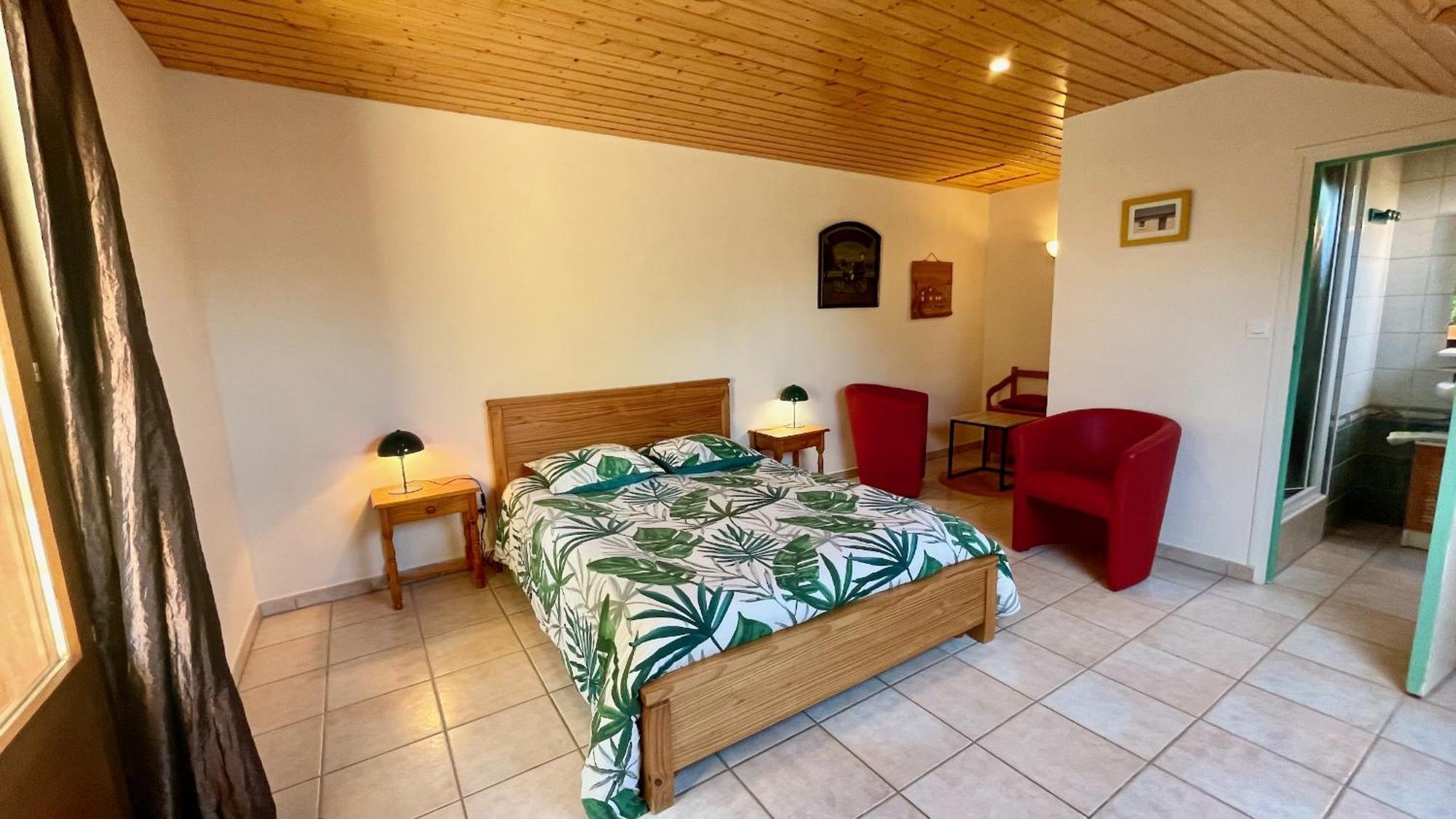 Chambres D'Hotes Les Tilleuls Poullaouen Dış mekan fotoğraf